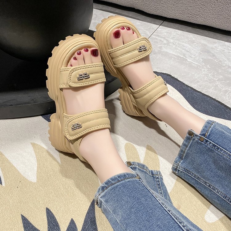 Plažne sandale s PU gornjim dijelom, gumom na potplatu, zatvaranje Velcro, korejski stil