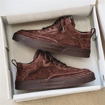 Férfi brit stílusú sneakers, fűzővel, PU felső rész, PVC talp, alacsony sarok