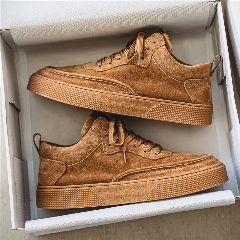 Férfi brit stílusú sneakers, fűzővel, PU felső rész, PVC talp, alacsony sarok