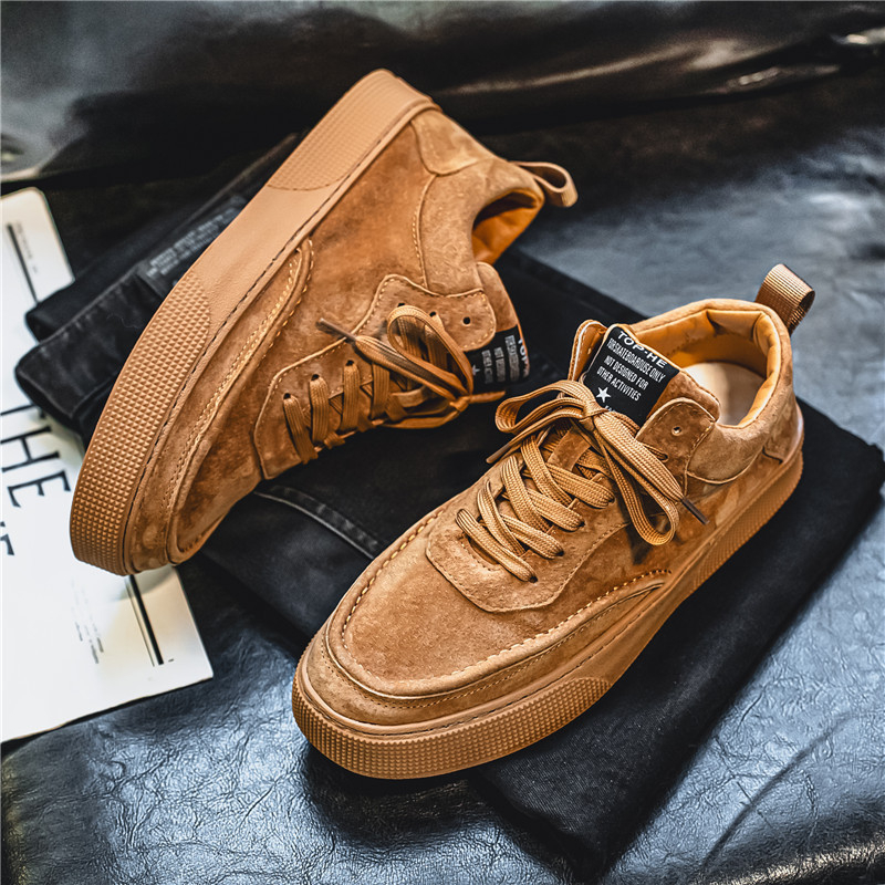 Férfi brit stílusú sneakers, fűzővel, PU felső rész, PVC talp, alacsony sarok