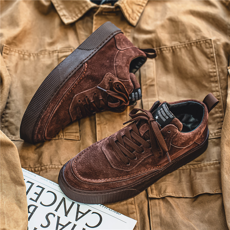 Férfi brit stílusú sneakers, fűzővel, PU felső rész, PVC talp, alacsony sarok