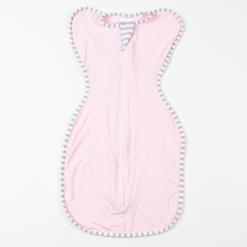 LionBear cocoon-stílusú babahálózsák bambusz rostból, belső réteg: pamut (≥95%), töltet: pamut.