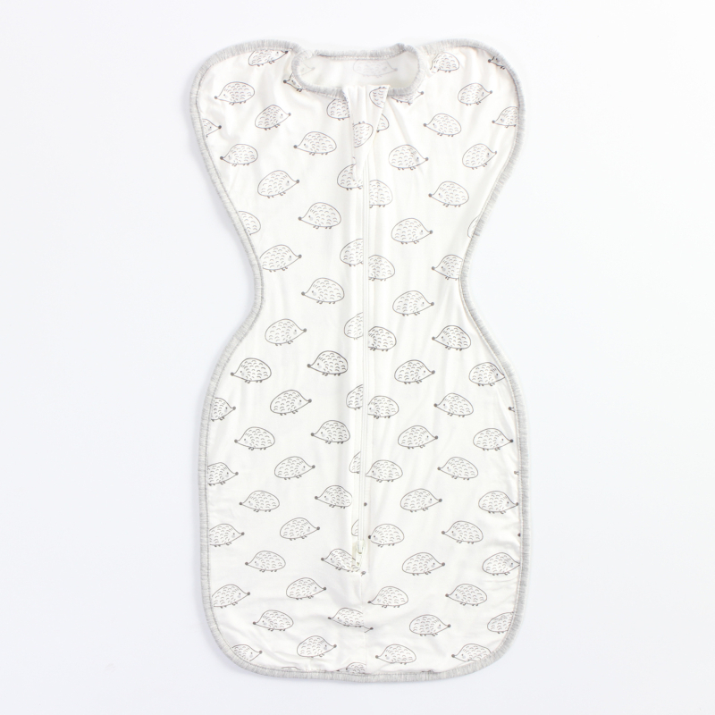 LionBear cocoon-stílusú babahálózsák bambusz rostból, belső réteg: pamut (≥95%), töltet: pamut.