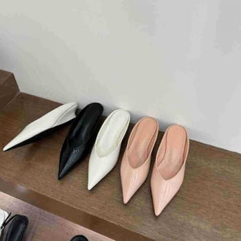 Πέδιλα με αιχμηρό άκρο και πίσω λουράκι, PU σόλα, επάνω και εσωτερικό από Super Fiber, Άνοιξη 2025