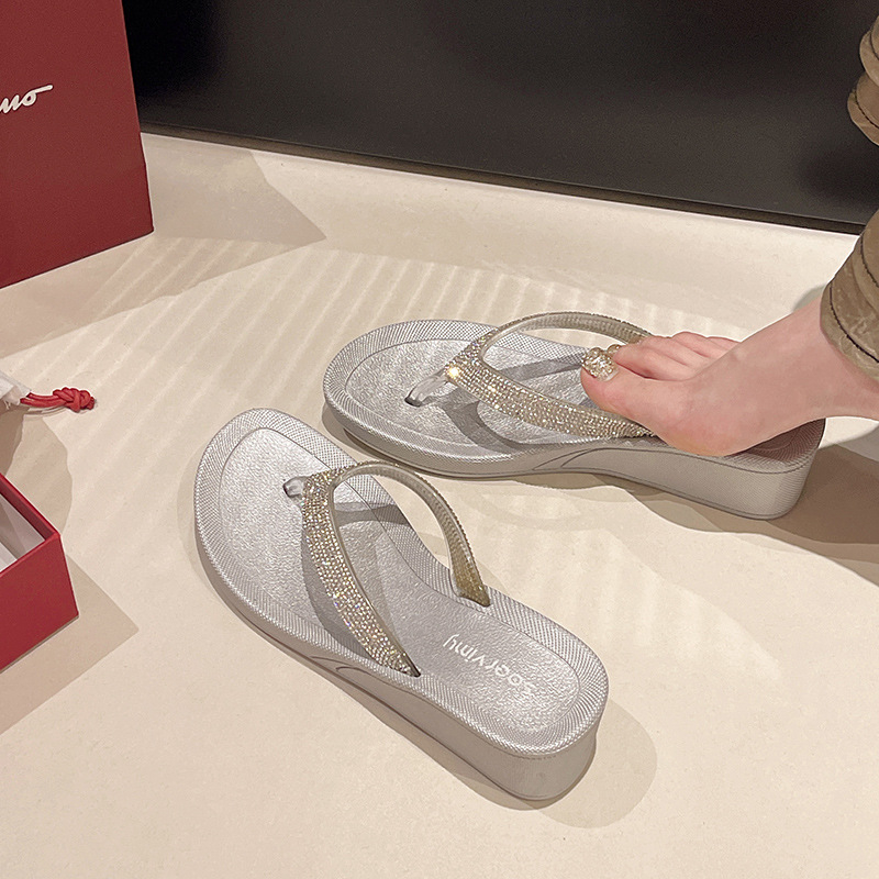 Solvimi дамски джапанки, Casual, дебел клин с противохлъзваща подметка, PVC горна част и подметка, кръгъл нос