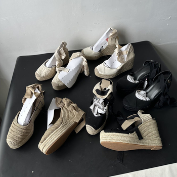 Sandale romane cu șiret în față, vârf pătrat, partea superioară din țesătură, talpă din cauciuc — Vara 2025