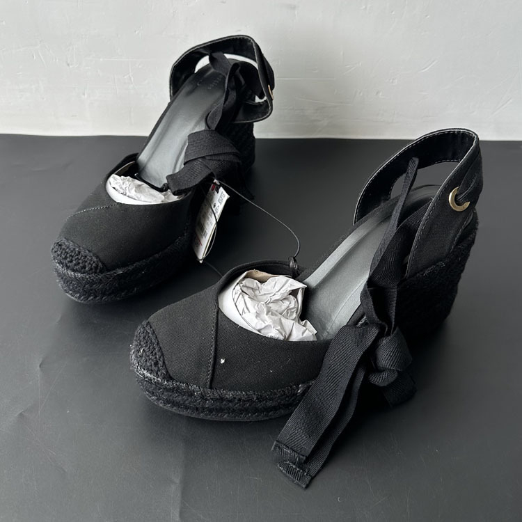 Sandale romane cu șiret în față, vârf pătrat, partea superioară din țesătură, talpă din cauciuc — Vara 2025