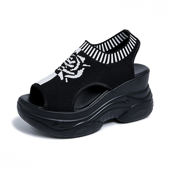 Sandale sport pentru femei, partea superioară din material textil, talpă platformă, vârf deschis cu formă de gură de pește, stil casual