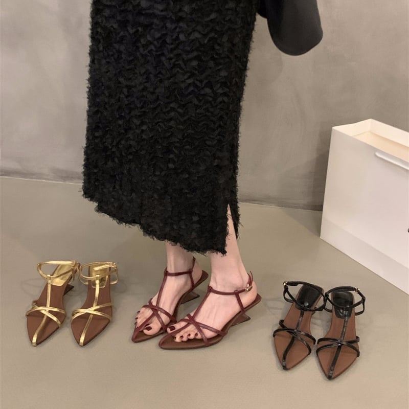 Σανδάλια με μία λουρίδα, κωνικό τακούνι, μυτερό δάχτυλο, Κορεάτικο στυλ, Άνοιξη 2025, πάνω μέρος και εσωτερικό από Super Fiber, σόλα καουτσούκ