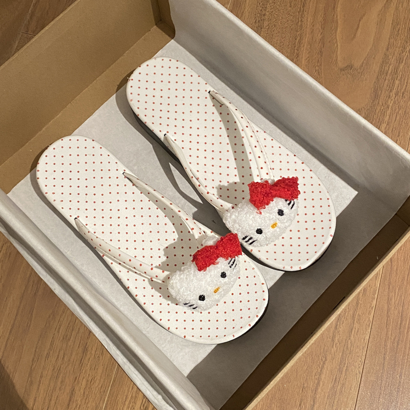 Plažne papuče s podignutim petama, PVC gornji dio i PVC potplat, debljina potplata 3–5 cm, brzo sušenje i prozračnost