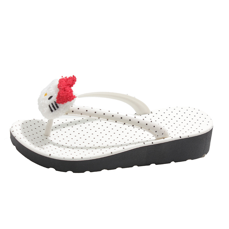 Plažne papuče s podignutim petama, PVC gornji dio i PVC potplat, debljina potplata 3–5 cm, brzo sušenje i prozračnost