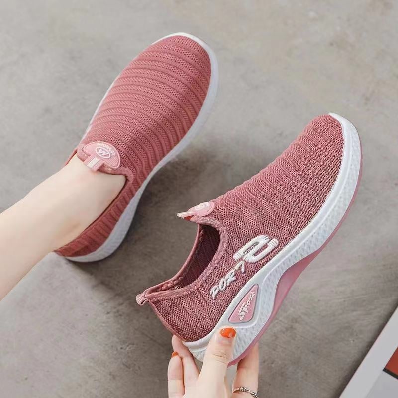 Ženske slip-on sportske tenisice s mrežastim gornjim dijelom, niski profil, pogodne za proljeće–jesen, plastična potplata, visina pete 1–3 cm