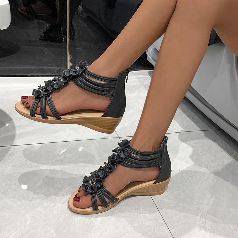 Sandale romane cu toc în formă de pană, din piele sintetică, talpă PU, vârf rotund