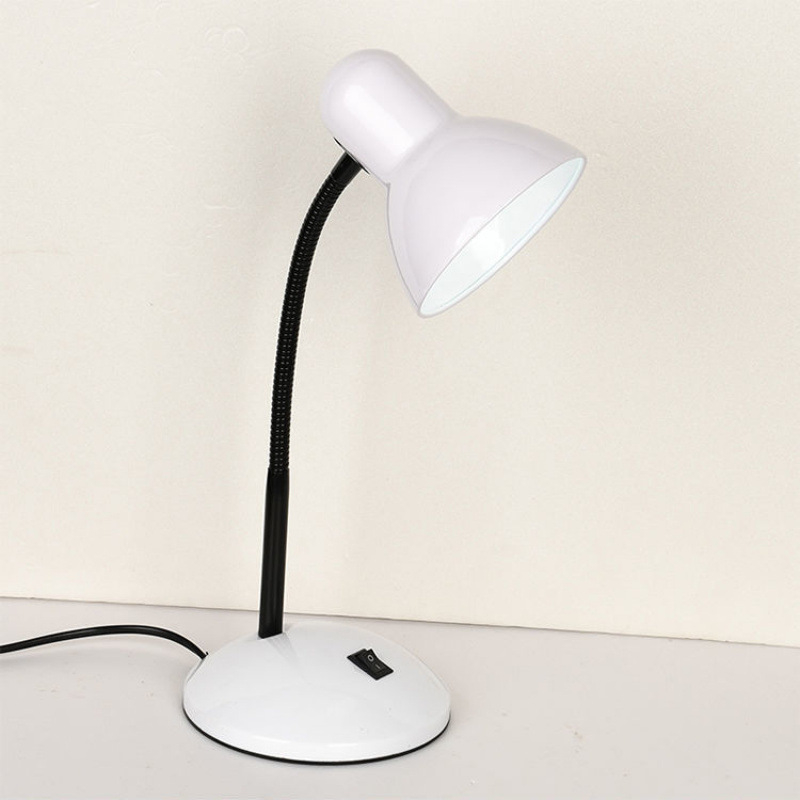 LED настолна лампа с подменяема крушка – за деца и ученици, защита на зрението (110–240V, бутонен превключвател, захранване от контакт, Осветление Grade A, CRI ≤70)