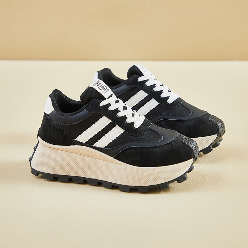 Ženske tenisice u stilu Dad Shoes, PU gornji dio, gumena potplat, srednja visina peta 3–5 cm, prednje vezanje, proljetna 2026 izdanje