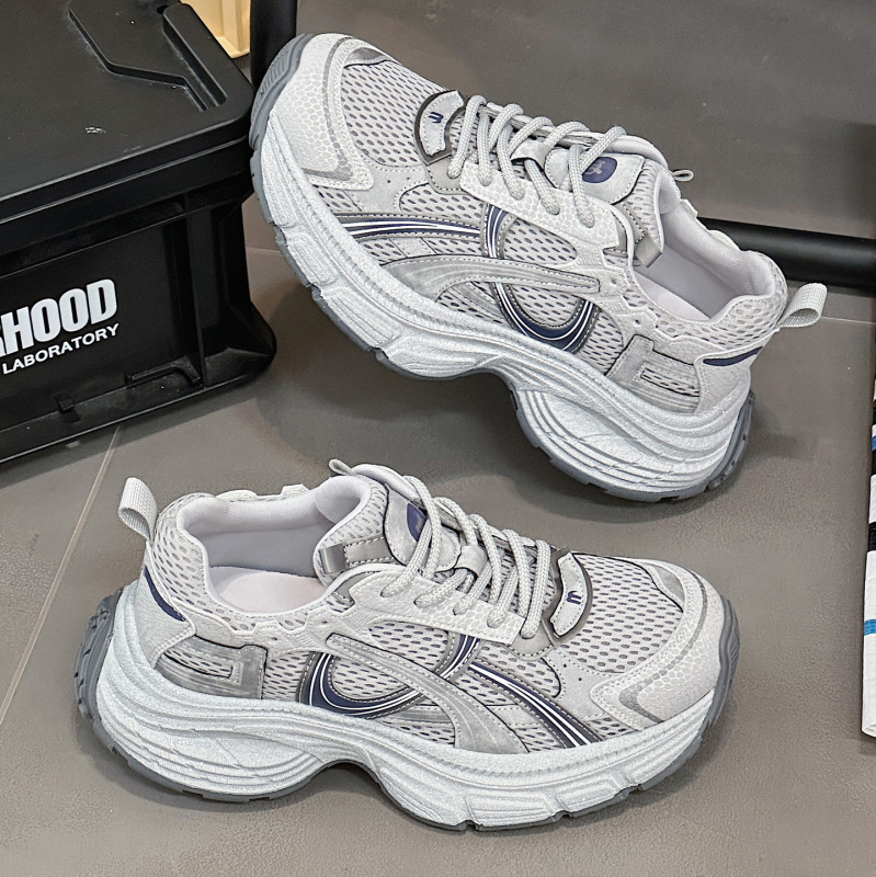Ženske tenisice dad shoes – ultralagane, debeli potplat, prozračni mrežasti unutarnji dio, prednje vezivanje, niski gornji dio
