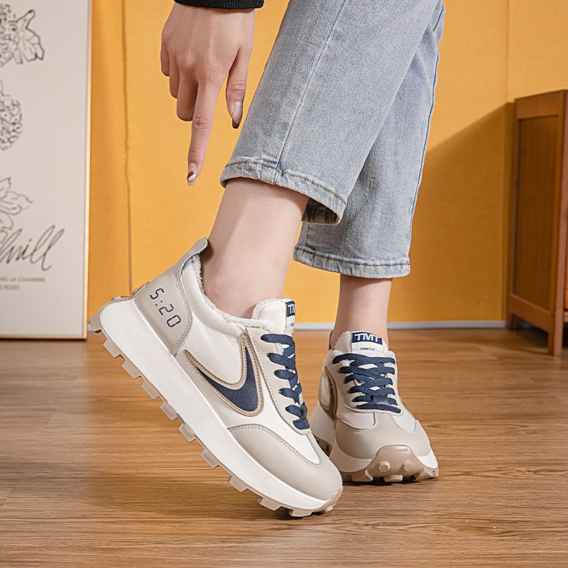 Ženske tenisice u stilu dad shoes, PU gornji dio, PU ulošak, injektirana potplata, vezanje, niski gležanj