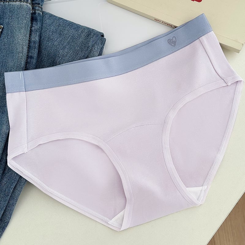 Női lélegző pamut alsónemű, középmagas derék, kötött anyag, 100% pamut az ágyék területén, fő anyag 90–95% pamut