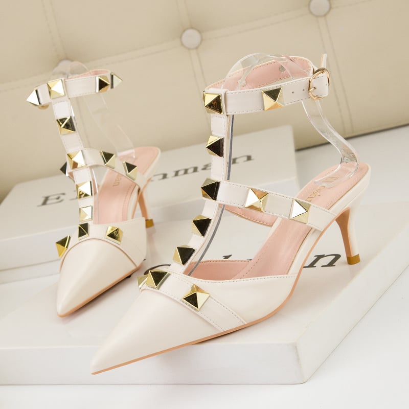 Γυναικείες γόβες με μυτερό δάχτυλο, επάνω μέρος από μικροϊνες, 6-8 εκ στιλέτο τακούνι