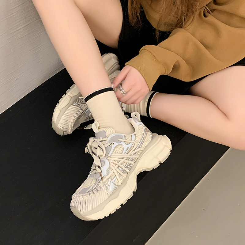 Dámske tenisky: ľahké, priedušné mikrovlákno vrchná časť, farebný blok vzor, retro hrubá podrážka, nízky členok, šnúrkové zapínanie