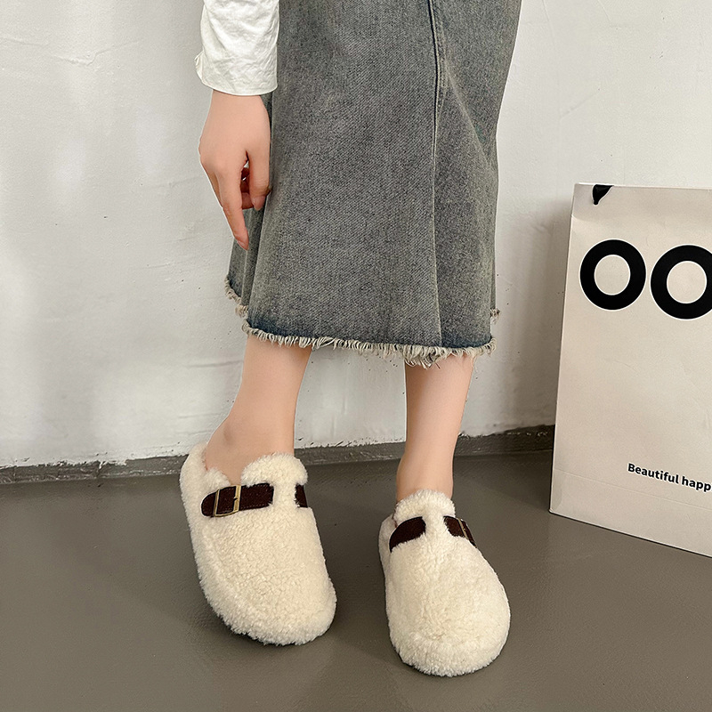 Ženske zimske papuče s umjetnom vunom, gornji dio od velura, gumasti potplat, udoban slip-on model (Jesen 2024)