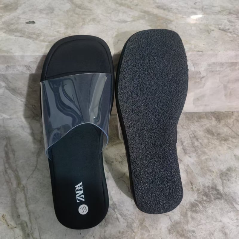 Ženske plažne papuče, s debelom sole, proziran PVC gornjim dijelom, kvadratni vrh, PU podstava, gumeni đon