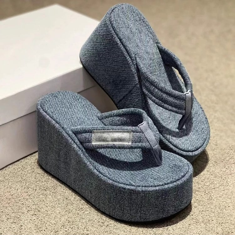 Denim platform sandale s debelim potplatom i visokim petama, okrugla prednja, gornji i unutarnji dio od super vlakana, đon od smjese materijala, ljeto 2025