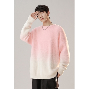 Πλεκτό πουλόβερ σε άνετη γραμμή, στρογγυλός λαιμός, μακριά μανίκια και μοτίβο ζακάρ