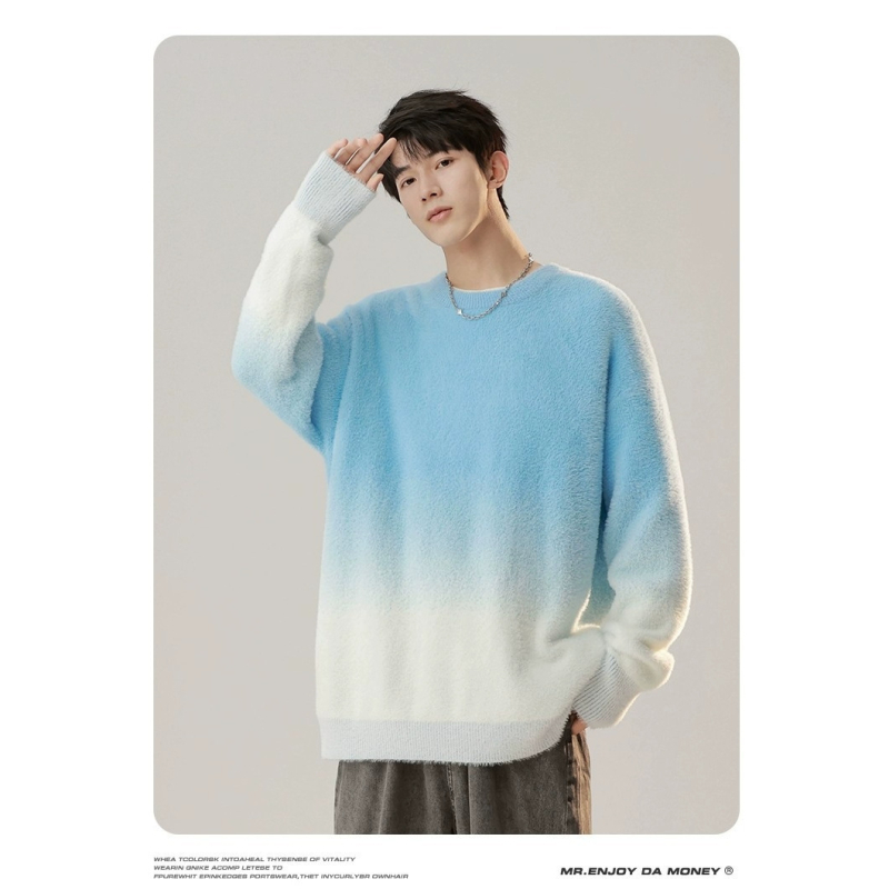 Πλεκτό πουλόβερ σε άνετη γραμμή, στρογγυλός λαιμός, μακριά μανίκια και μοτίβο ζακάρ