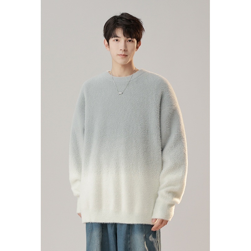 Πλεκτό πουλόβερ σε άνετη γραμμή, στρογγυλός λαιμός, μακριά μανίκια και μοτίβο ζακάρ