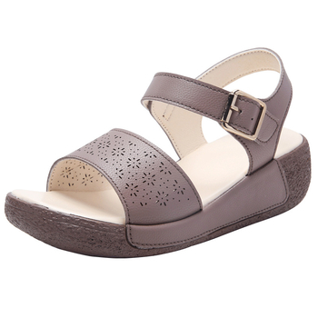 Sandale dama din piele naturală, toc platformă din două straturi de piele, vârf rotund, închidere cu cataramă, vară 2023