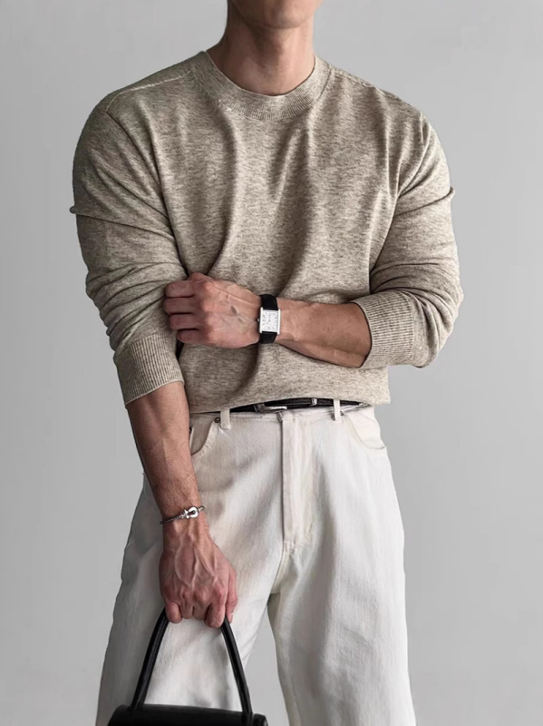 Slim-fit πλεκτός πουλόβερ με crewneck, μακριά μανίκια, αναπνέουσα πολυεστερική ανάμιξη, ριμπ κάτω μέρος