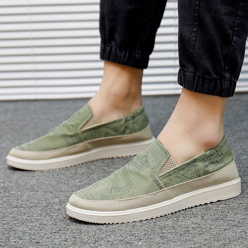 Muške prozračne ljetne slip-on tenisice od platna, okrugli nos, platnena gornja stranica, niski profil, gumena potplat
