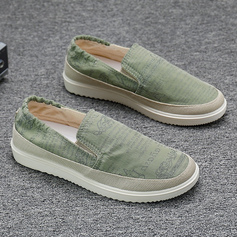 Muške prozračne ljetne slip-on tenisice od platna, okrugli nos, platnena gornja stranica, niski profil, gumena potplat
