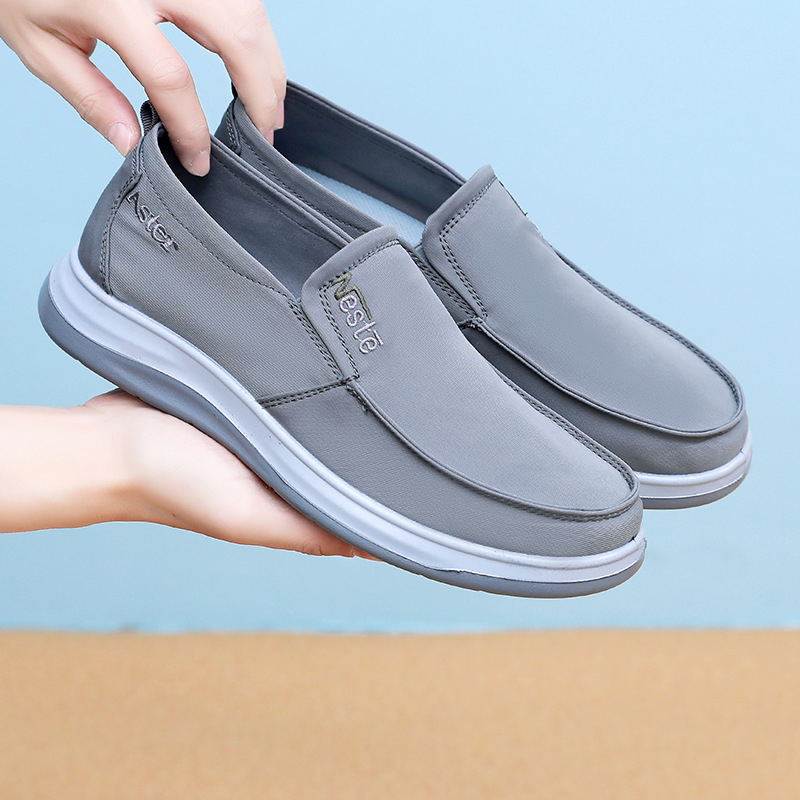 Muške slip-on platnene tenisice, prozračne gornje, mrežasta podstava, PU đon, okrugli vrh, niski otvor, proljeće-jesen