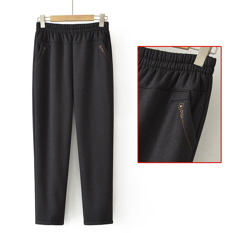 Őszi-téli fleeces nadrág, szabad szabású, mikroelasztikus, közepes vastagságú, poliészter 90–95% (fő anyag)