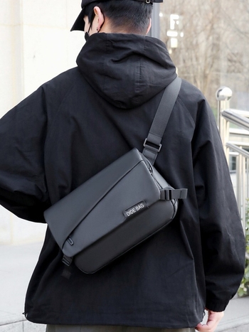 Yu Qiao Crossbody torba velike kapacitete za muškarce — vodootporna, ultra lagana, s zaštitom od krađe, proširiva