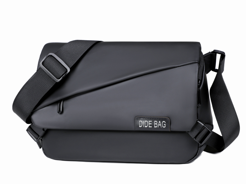 Yu Qiao Crossbody torba velike kapacitete za muškarce — vodootporna, ultra lagana, s zaštitom od krađe, proširiva
