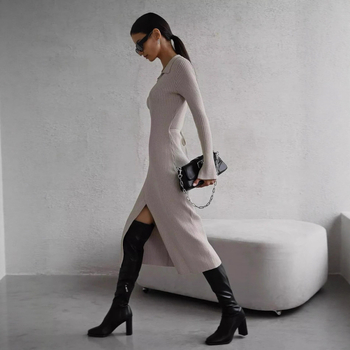 Hepburn stil haljina-sviter s dubokim V izrezom, uski kroj, duga duljina, poliester