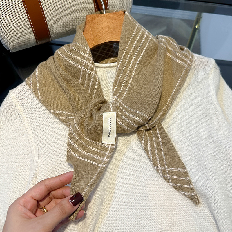 Pleteni šal s dijamantnim uzorkom za žene, jesen/zima, topao, višenamjenski mali šal (Warp knitting; Plain weave; Keep warm; Jinhua; Polyester fiber)