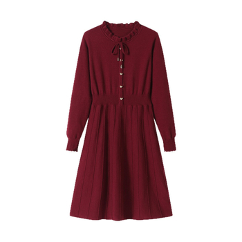 Kötött ruha deréknál fodrokkal, hálós anyag, poliiszter legfeljebb 30%, etnikus stílus, középmagas hossz, téli 2025