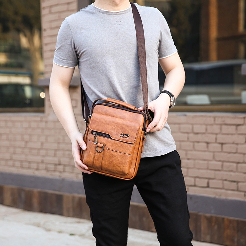 Muška torba za rame od PU kože, crossbody stil, jednobojna, otporna, podstava od poliestera, za poslovna putovanja