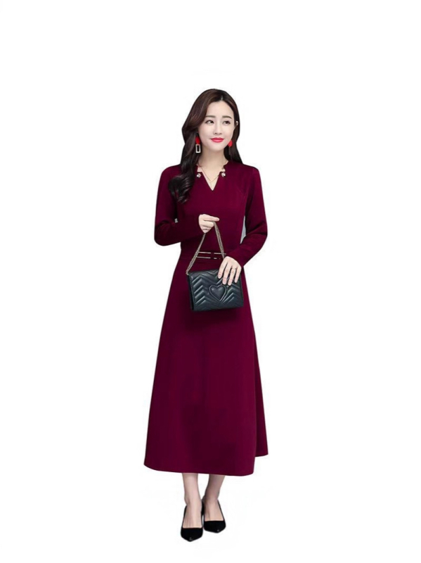 Női poliészter ruha, őszi 2025 kollekció, középméret hossz, hosszú ujjú, elegáns munkahelyi stílus, panelos dizájn, szövet összetétel 80-90% poliészter