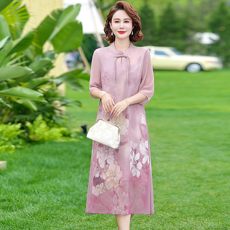 Qipao ruha, kínai stílusú, irodalmi retro, Nyár 2025, Ice Silk mikroszálas keverék 70–80%, bambusz rost 30–50%, hossz 80 cm