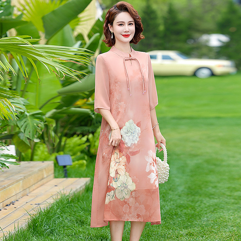 Qipao ruha, kínai stílusú, irodalmi retro, Nyár 2025, Ice Silk mikroszálas keverék 70–80%, bambusz rost 30–50%, hossz 80 cm