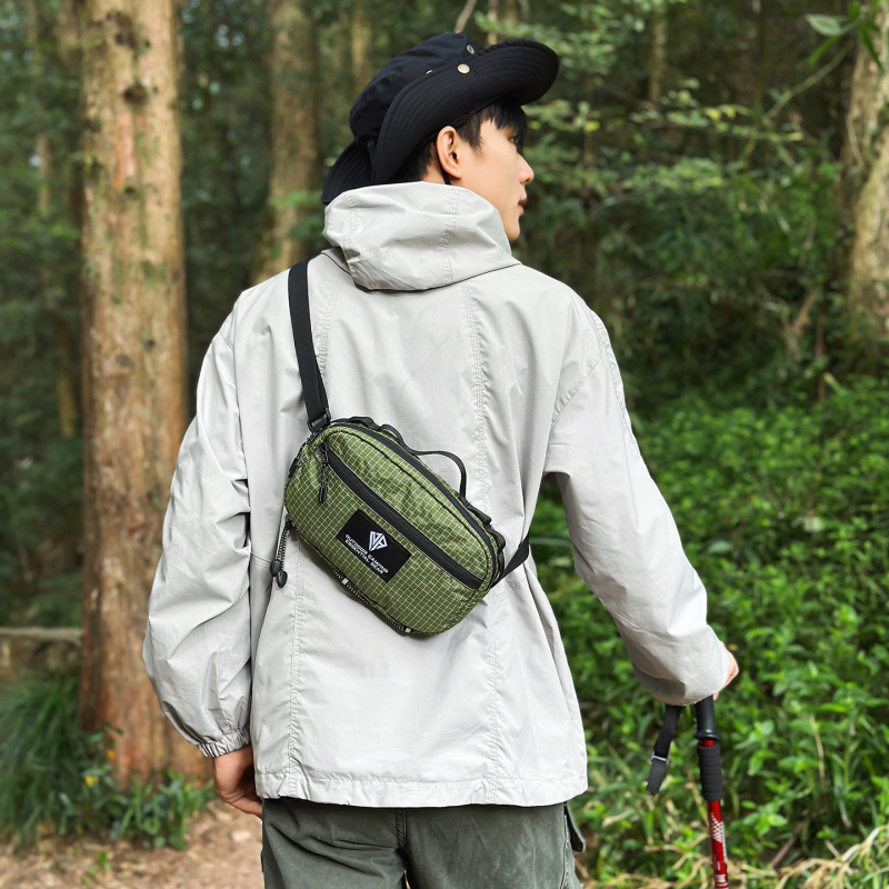 Geantă de piept pentru drumeții și ciclism, pentru bărbați, din nylon, ușoară, extensibilă, căptușită nylon