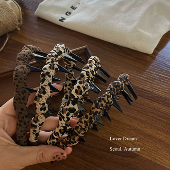 Leopard uzor čelenka, akril, ručna izrada, elegantan stil, ženski dodaci za kosu, jesen 2025