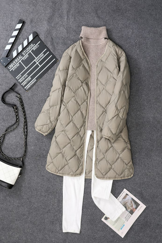 Dámska bunda s perím, bez goliera, s V-krkom, Chenille tkanina, výplň: biele kačacie perie, obsah peria 51–55%, ultra krátka dĺžka ≤40 cm, bez rukávov