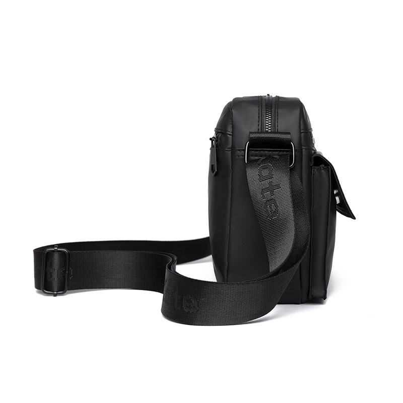 Muška crossbody torba za rekreacijska putovanja - PU materijal, vodootporna, ultra lagana, podstava od poliester-pamuk