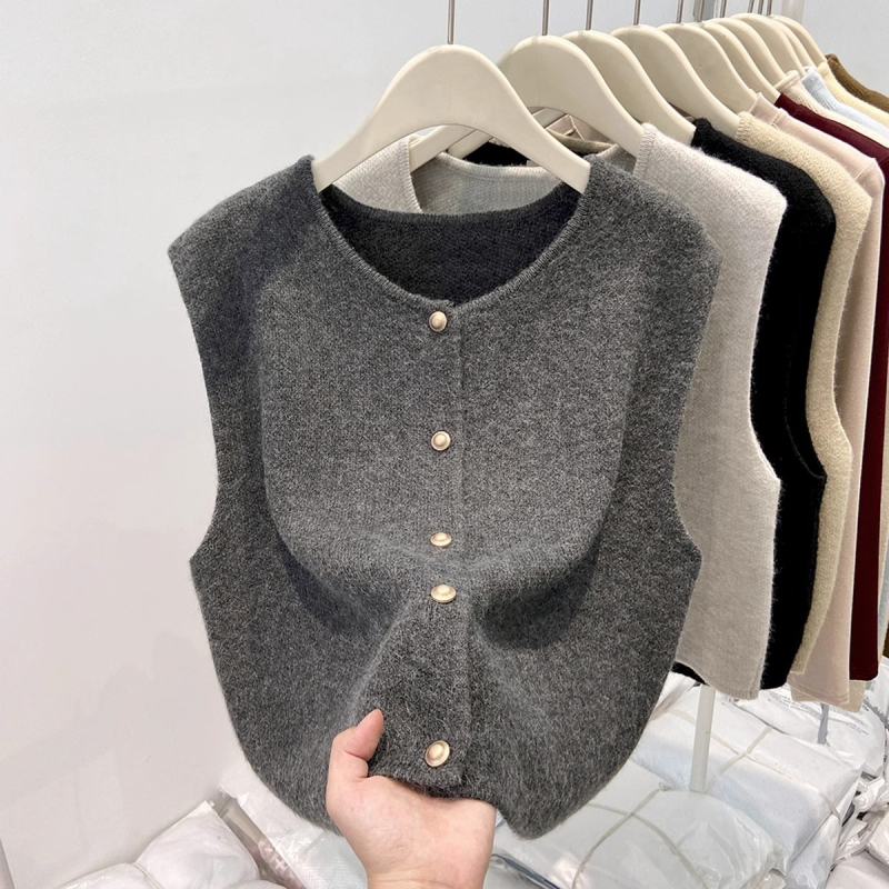 Bez rukava kardigan-vest s okruglim izrezom - Najlon 50–70%, ovčji velur pleteni materijal, jednobojna, srednja debljina